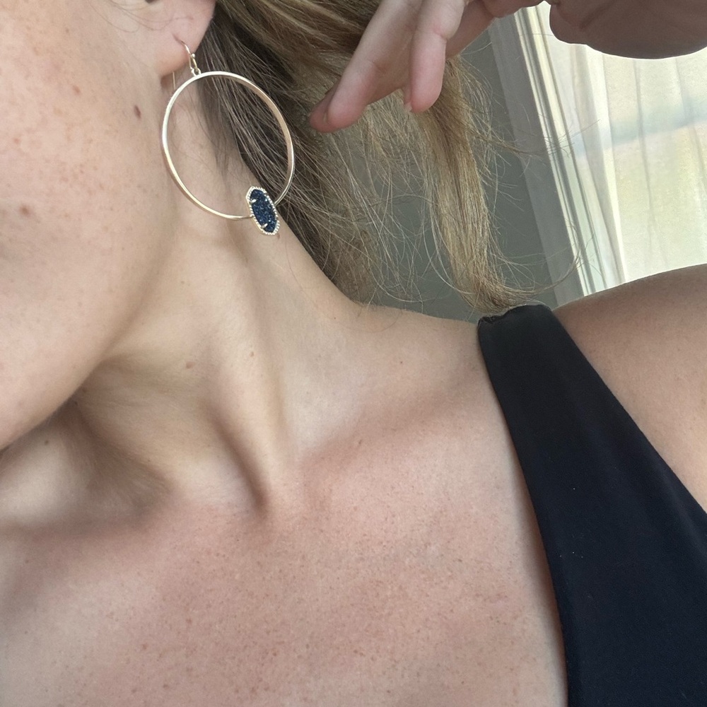 Kendra Scott - Gold and Blue Stone Hoop Earrings
